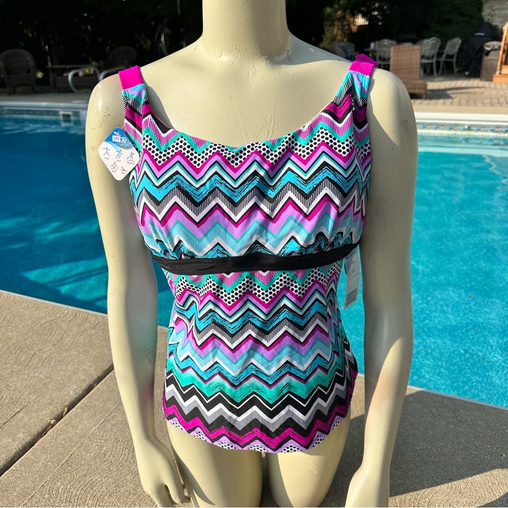 18w Swim Top - Picture 3 of 13